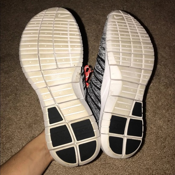 Nike Flyknit Chukka - Picture 6 of 7